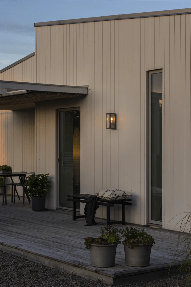 Konstsmide Carpi 230V Wandlamp Flush E27, 18x30cm, Transparant Glas, Max 60W -Buitentuinwinkel